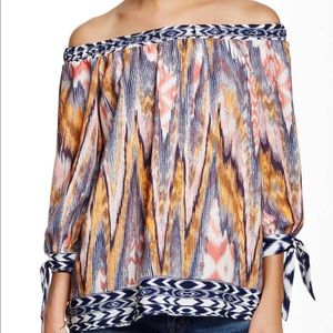 Megan fabulous off the shoulder top size M - NWOT